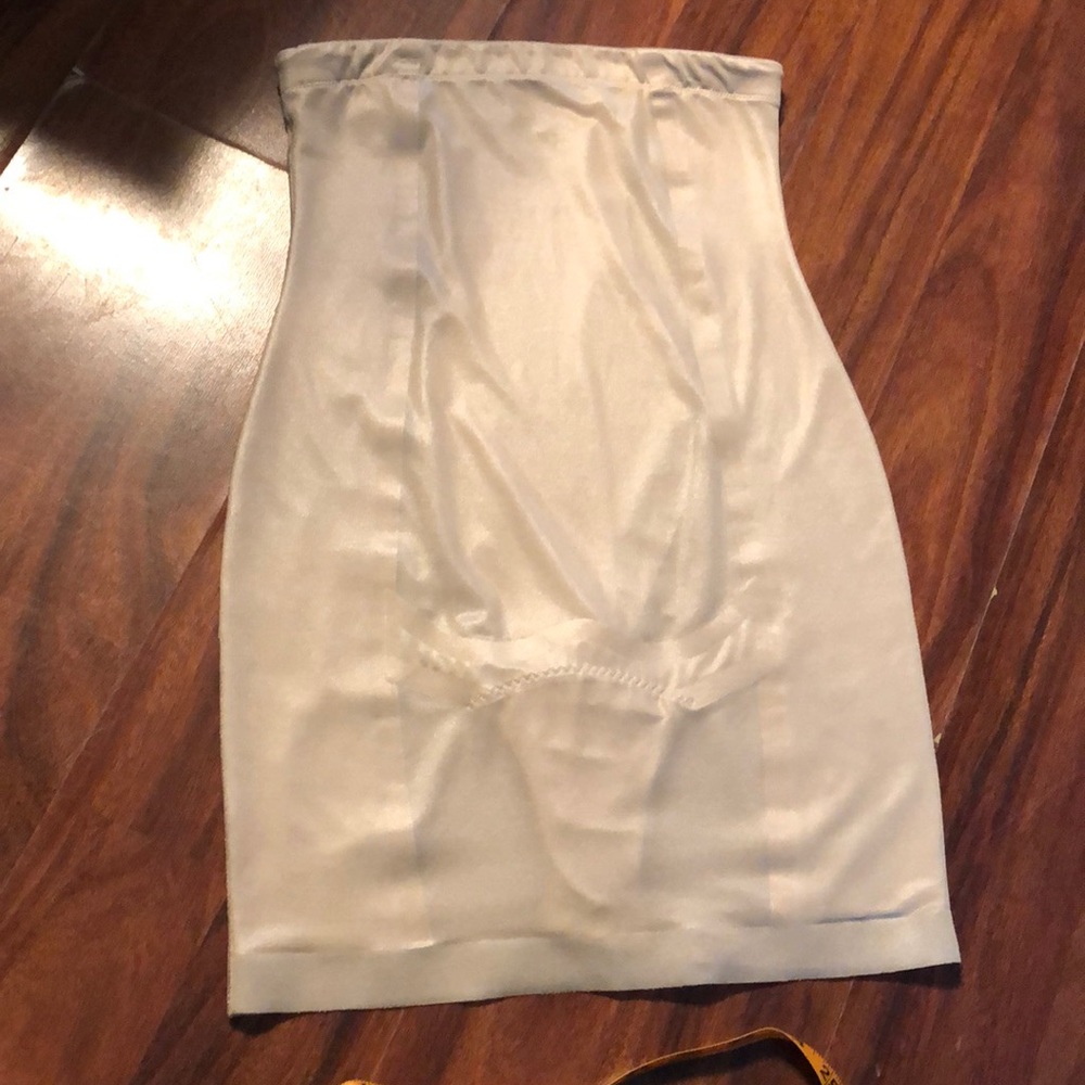 girdles beige size L